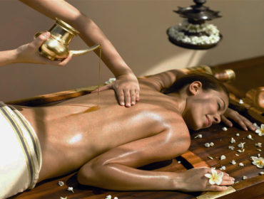 Pizhichil: The Royal Massage