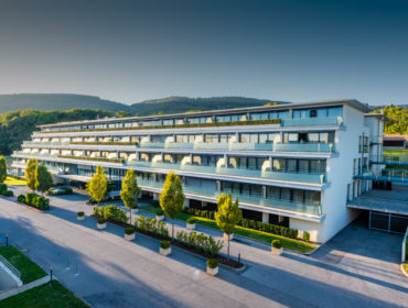 Answer to Ageing Woes: Nescens Clinique de Genolierin Switzerland