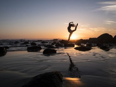 5 simple ways to get rid of back pain