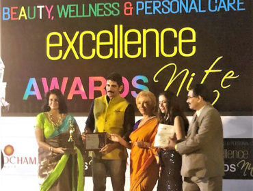 Sawadhee Spa bags the Best Standalone Luxury Spa Award at the ASSOCHAM