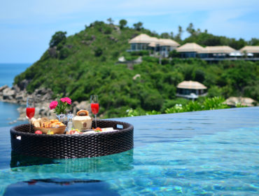 Embrace love at Banyan Tree Samui