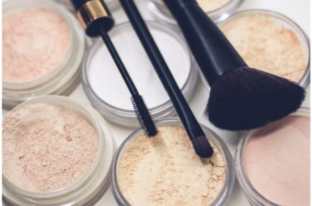 Tips and Tricks to Keep Your Makeup Looking Fresh During the Monsoon