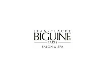 Fancy a luxurious foot spa or frizz-fighting hair treatment this monsoon?
