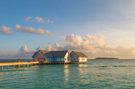 The Standard, Huruvalhi Maldives unveils Rostarr’s Mural painting at The Standard Spa walls