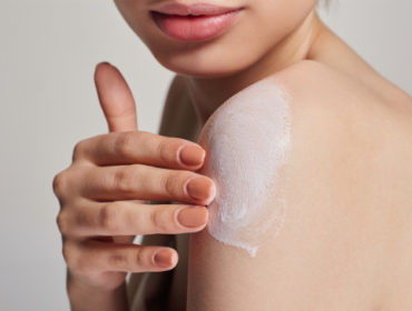 How to Retain Your Skin’s Moisture in Winter