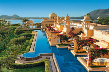 Need a Break? Travel to these Places for a Quick Holiday