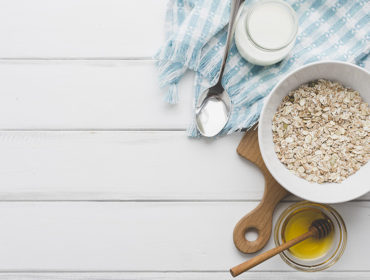 Benefits of Superfoods – Honey and Oats for Skin
