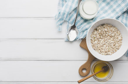 Benefits of Superfoods – Honey and Oats for Skin