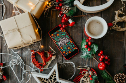 5 apps that can help you be your own Secret Santa