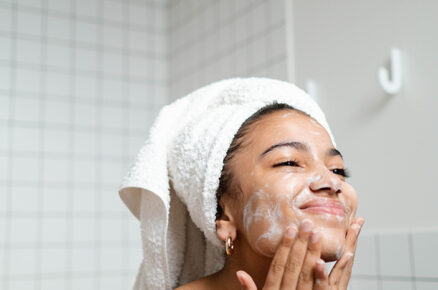 8 Simple Tips To Avoid Monsoon Skin Woes