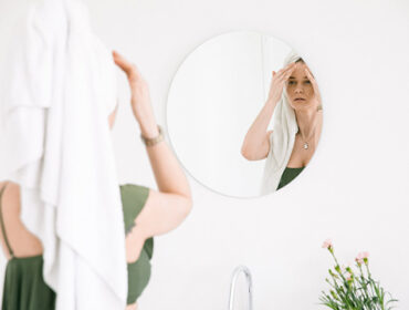 How to Unclog Pores Naturally?
