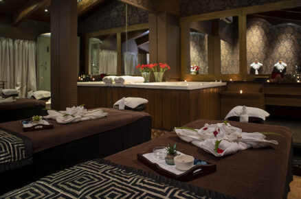 Welcome to India’s first 24-hour spa- Della Spa & Salon