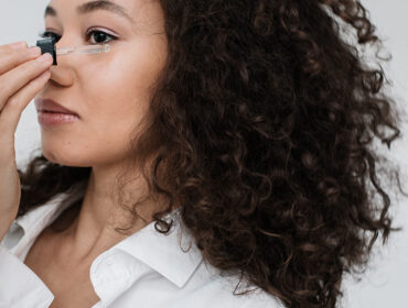 Why A Light Face Oil Can Be Just the Saviour for Acne Prone Skin