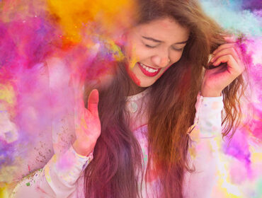 5 Easy Ways to Clean Holi Colors Without Harming Skin & Hair