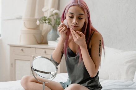 How Home Facial Kits Can Help You Get Glow Naturally