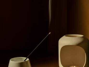 6 Psychological Benefits of the Burning of Incense Sticks