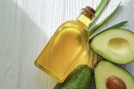Five Reasons To Choose Avocado Oil Over Regular Oil