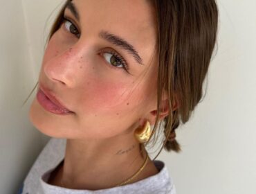 Hailey Bieber Declares a Strawberry Summer with Her Viral Make-Up Trend