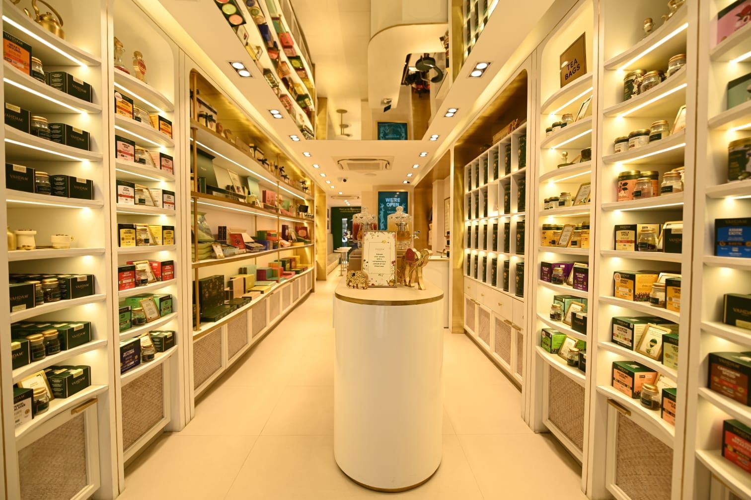 This Tea Room by VAHDAM® India is not to be missed-Cover Image