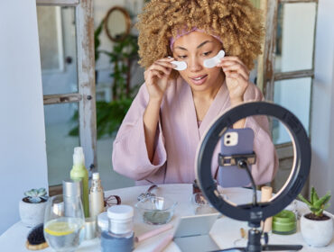 Are Skinfluencers on Social Media Replacing Dermatologists?
