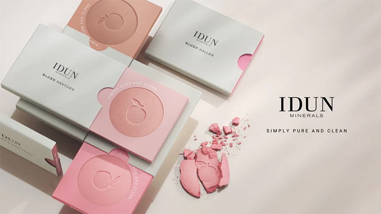 SIMPLY PURE & CLEAN-Cover Image